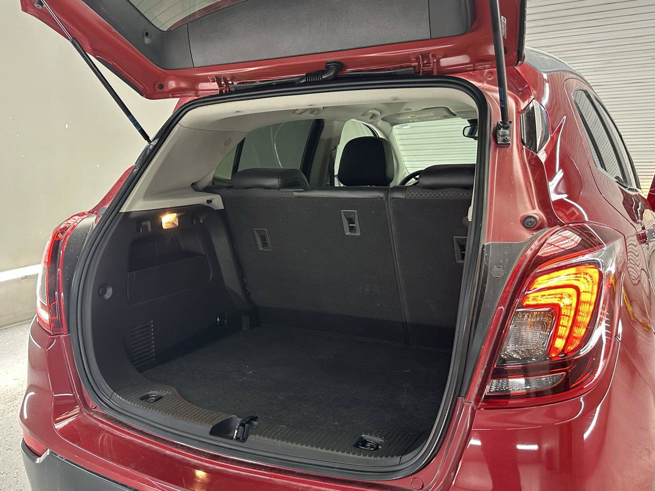 Used 2018 Buick Encore Preferred FWD image 11