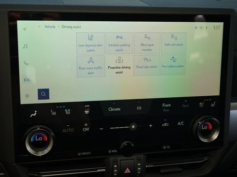 Used 2026 Lexus GX 550 w/ Cold Area Package image 15