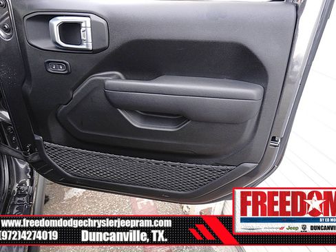 Used 2024 Jeep Gladiator Sport AWD/4WD image 42