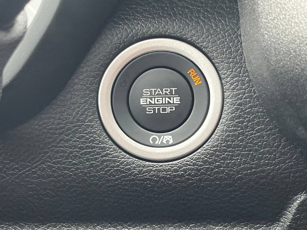 New 2025 RAM 5500 Tradesman AWD/4WD image 10
