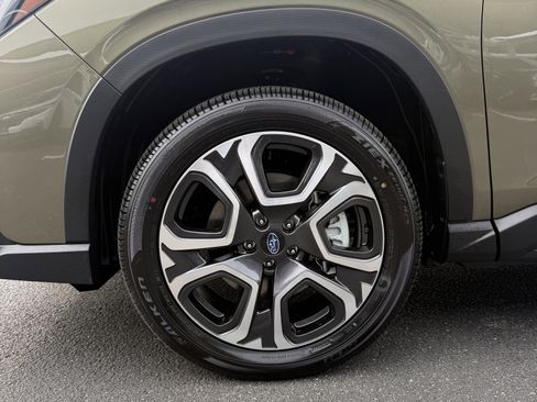 New 2026 Subaru Ascent Limited image 38