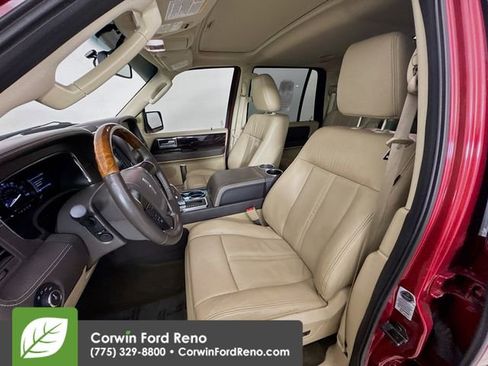 Used 2016 Lincoln Navigator L Reserve image 21