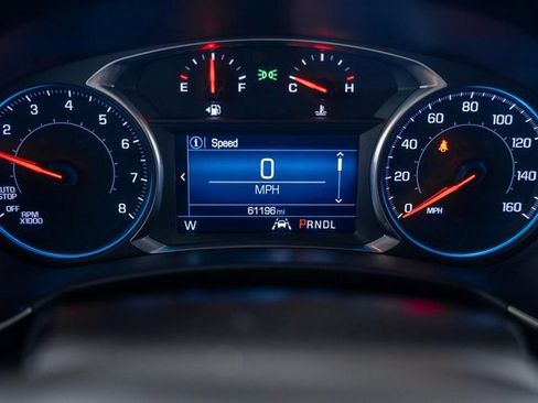 Used 2022 Chevrolet Equinox RS image 38