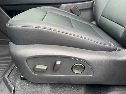 New 2026 Chevrolet Traverse LT w/ Driver Confidence Package image 13