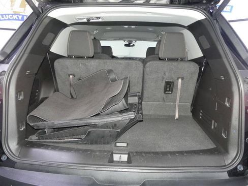 Used 2019 Chevrolet Traverse LT image 9