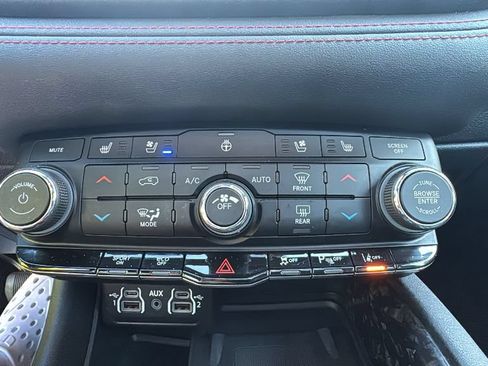 Used 2024 Dodge Durango R/T AWD/4WD image 23