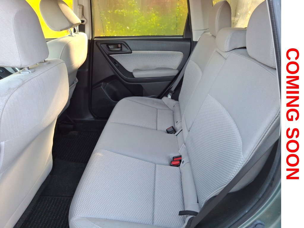 Used 2018 Subaru Forester 2.5i Premium w/ All-Weather Package AWD/4WD image 11
