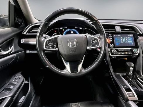Used 2019 Honda Civic EX-L image 10