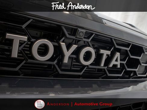 Used 2025 Toyota 4Runner TRD Pro AWD/4WD image 3
