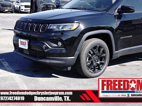 New 2026 Jeep Compass Latitude AWD/4WD image 42