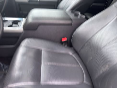 Used 2015 Ford F250 Lariat w/ Lariat Ultimate Package AWD/4WD image 35