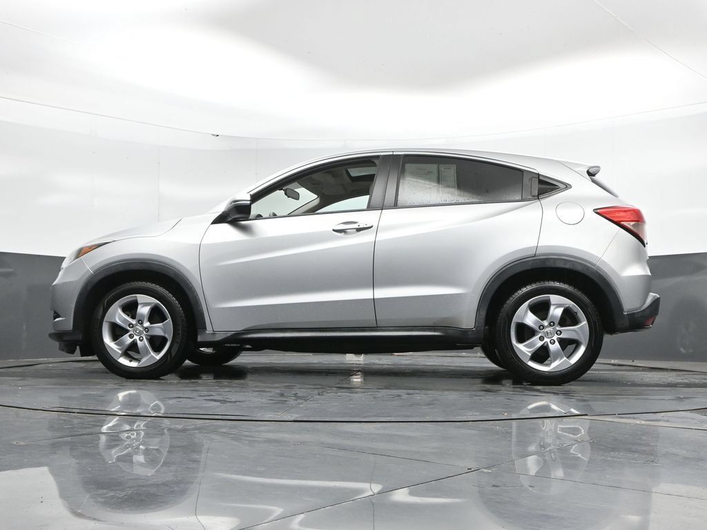 Used 2016 Honda HR-V EX image 40