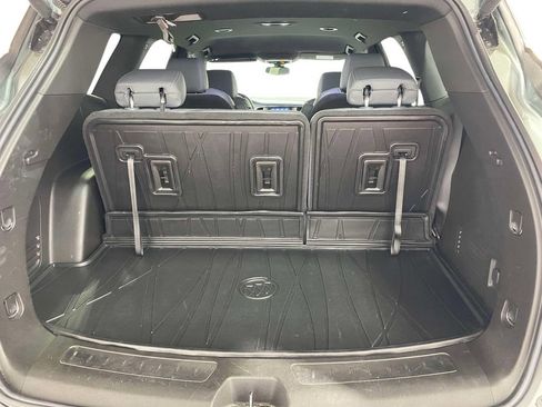 Used 2023 Buick Enclave Essence w/ LPO, Floor Liner Package FWD image 9