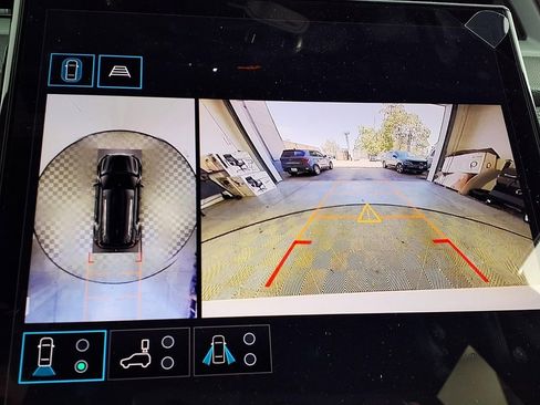 New 2026 GMC Terrain AT4 w/ Convenience Package III AWD/4WD image 13