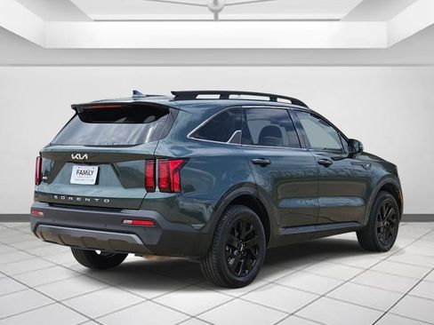 Used 2022 Kia Sorento S AWD/4WD image 4