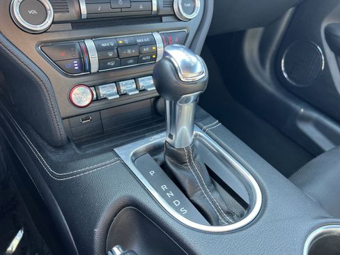 Used 2021 Ford Mustang Mach 1 w/ Mach 1 Handling Package RWD image 30