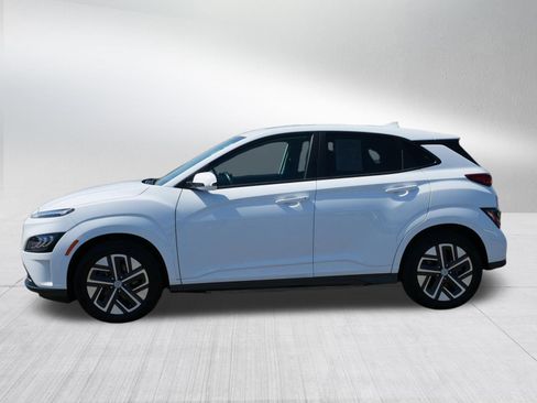 Certified 2023 Hyundai Kona Limited w/ Cargo Package FWD image 4