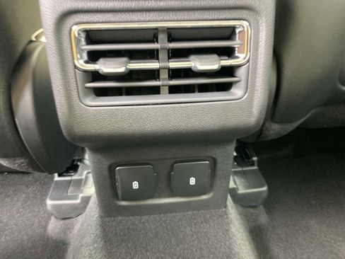 New 2025 Lincoln Corsair FWD w/ Equipment Group 101A image 19