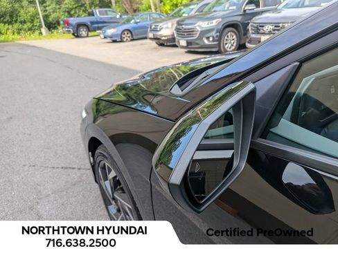 Used 2025 Hyundai Elantra Sport FWD image 37