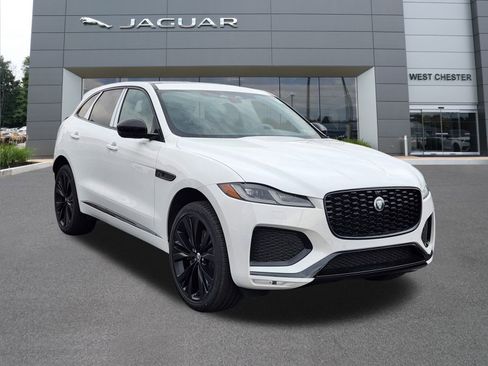 New 2026 Jaguar F-PACE R-Dynamic S image 2