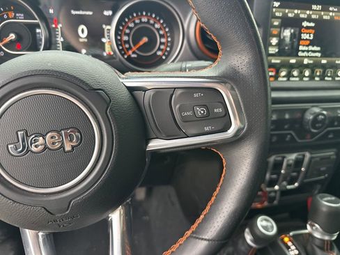 Used 2023 Jeep Gladiator Mojave w/ LED Lighting Group image 15