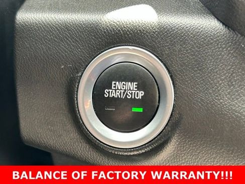 Used 2024 GMC Terrain SLE FWD image 25
