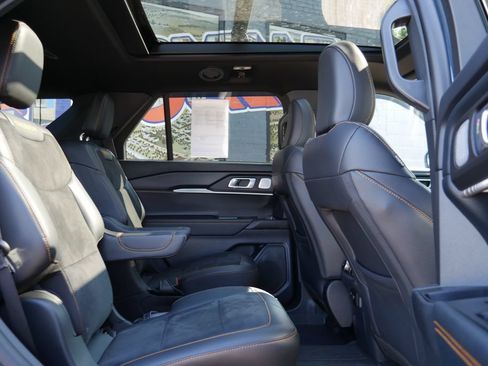 Used 2026 Ford Explorer Tremor w/ Tremor Ultimate Package AWD/4WD image 17