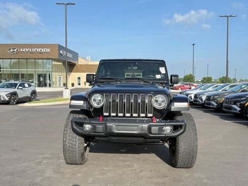 Used 2018 Jeep Wrangler Unlimited Rubicon AWD/4WD image 2