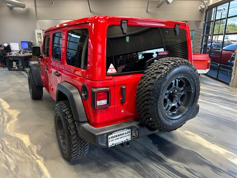 Used 2019 Jeep Wrangler Unlimited Sport AWD/4WD image 29