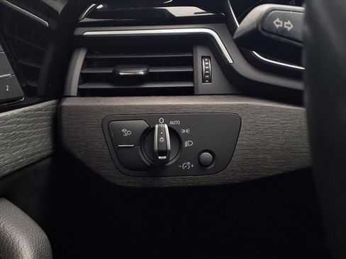 Used 2020 Audi A4 2.0T Premium w/ Convenience Package image 22