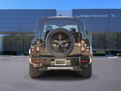 New 2025 Land Rover Defender 130 V8 image 5