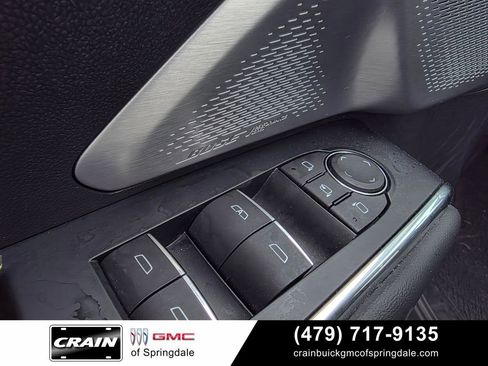 Used 2024 GMC Acadia Denali w/ Super Cruise Package FWD image 12