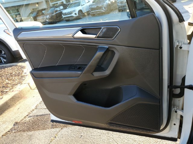 Certified 2023 Volkswagen Tiguan SE R-Line FWD image 35