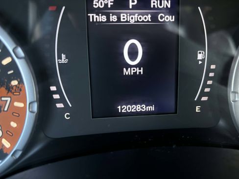 Used 2017 Jeep Renegade Latitude image 23