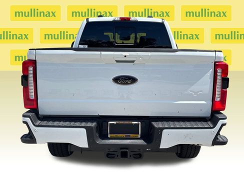 New 2026 Ford F250 Lariat w/ Black Appearance Package AWD/4WD image 9