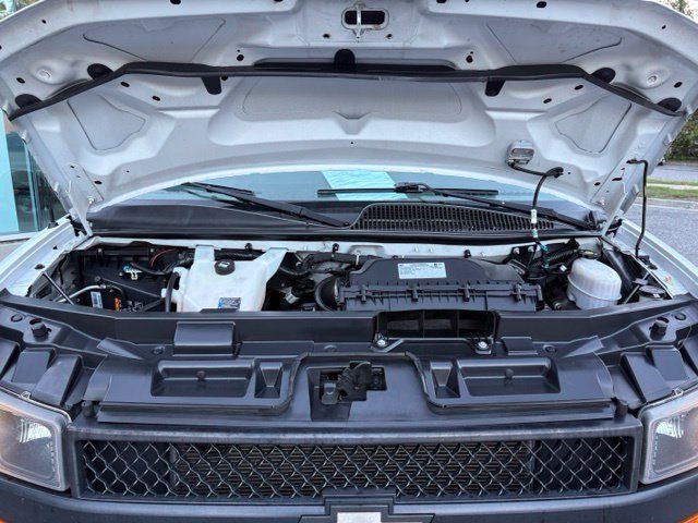 Used 2019 Chevrolet Express 2500 RWD image 29