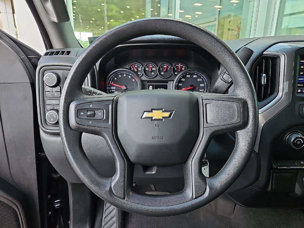 Used 2021 Chevrolet Silverado 1500 Custom AWD/4WD image 19