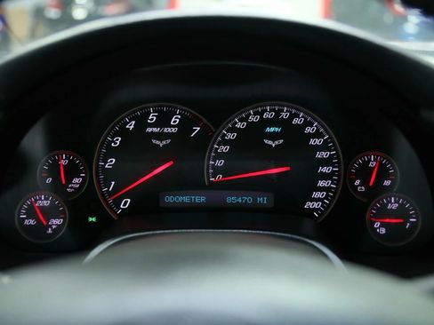 Used 2006 Chevrolet Corvette Coupe 2D image 36