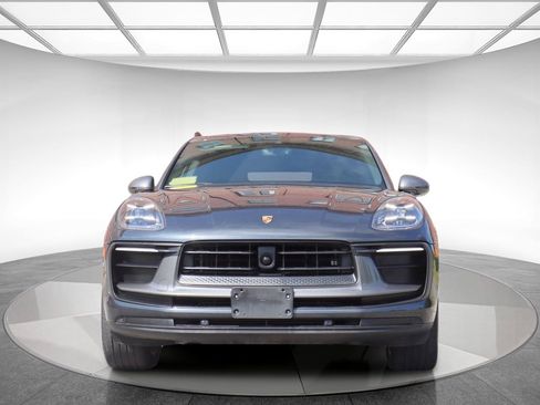 Used 2023 Porsche Macan Turbo AWD/4WD image 2