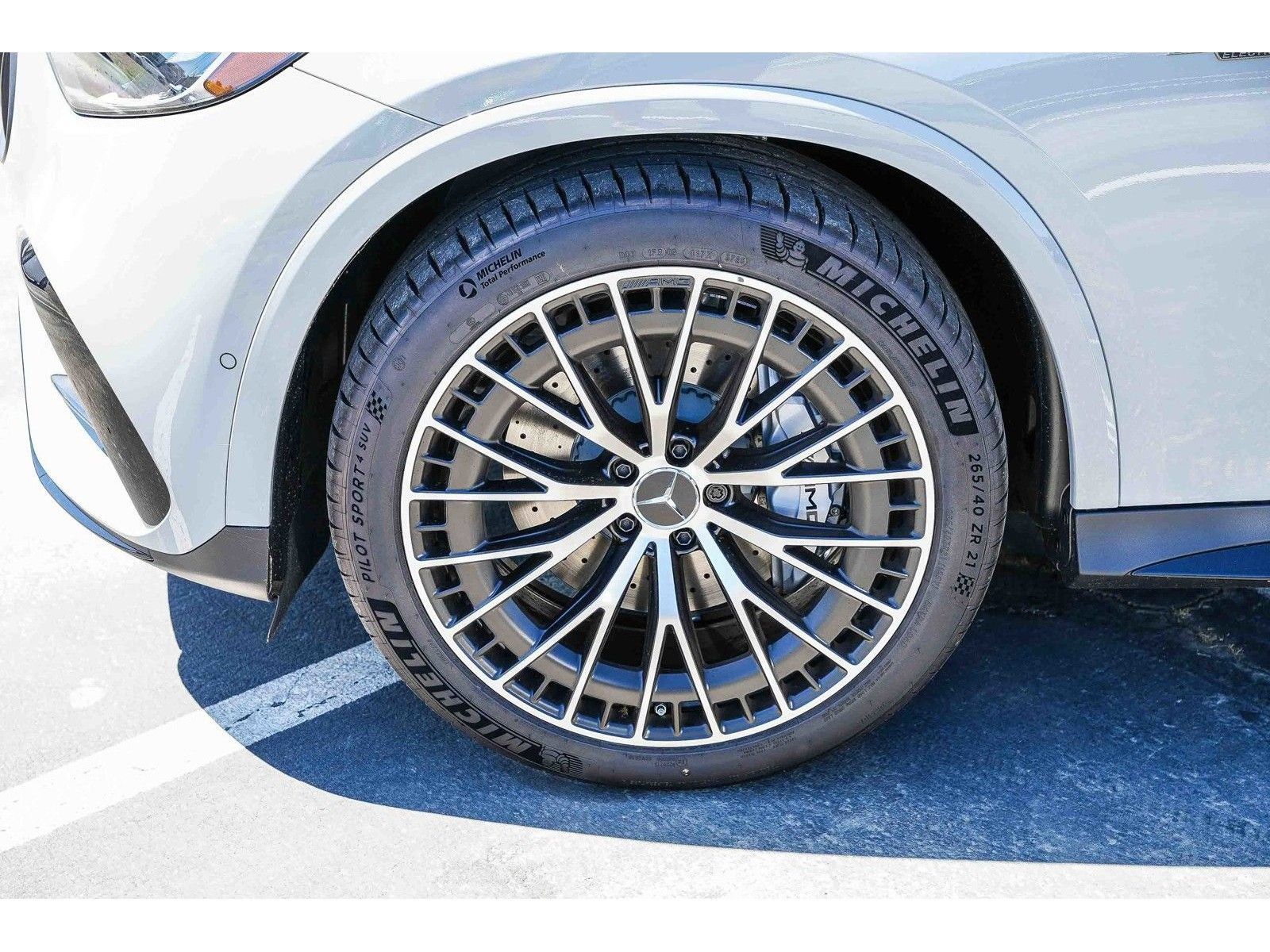 New 2026 Mercedes-Benz GLC 43 AMG 4MATIC Coupe image 9