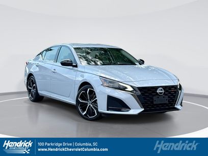 Used 2023 Nissan Altima 2.5 SR