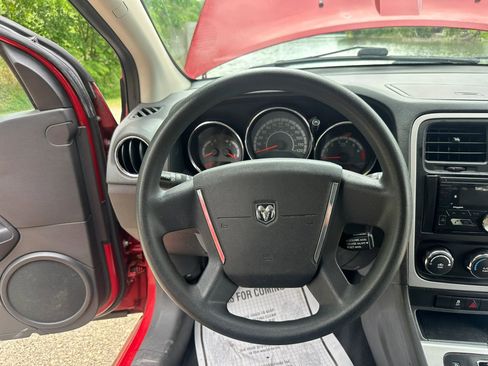 Used 2012 Dodge Caliber SXT FWD image 17
