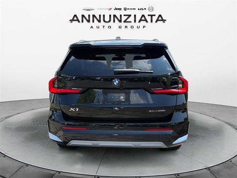 Used 2025 BMW X1 xDrive28i image 4
