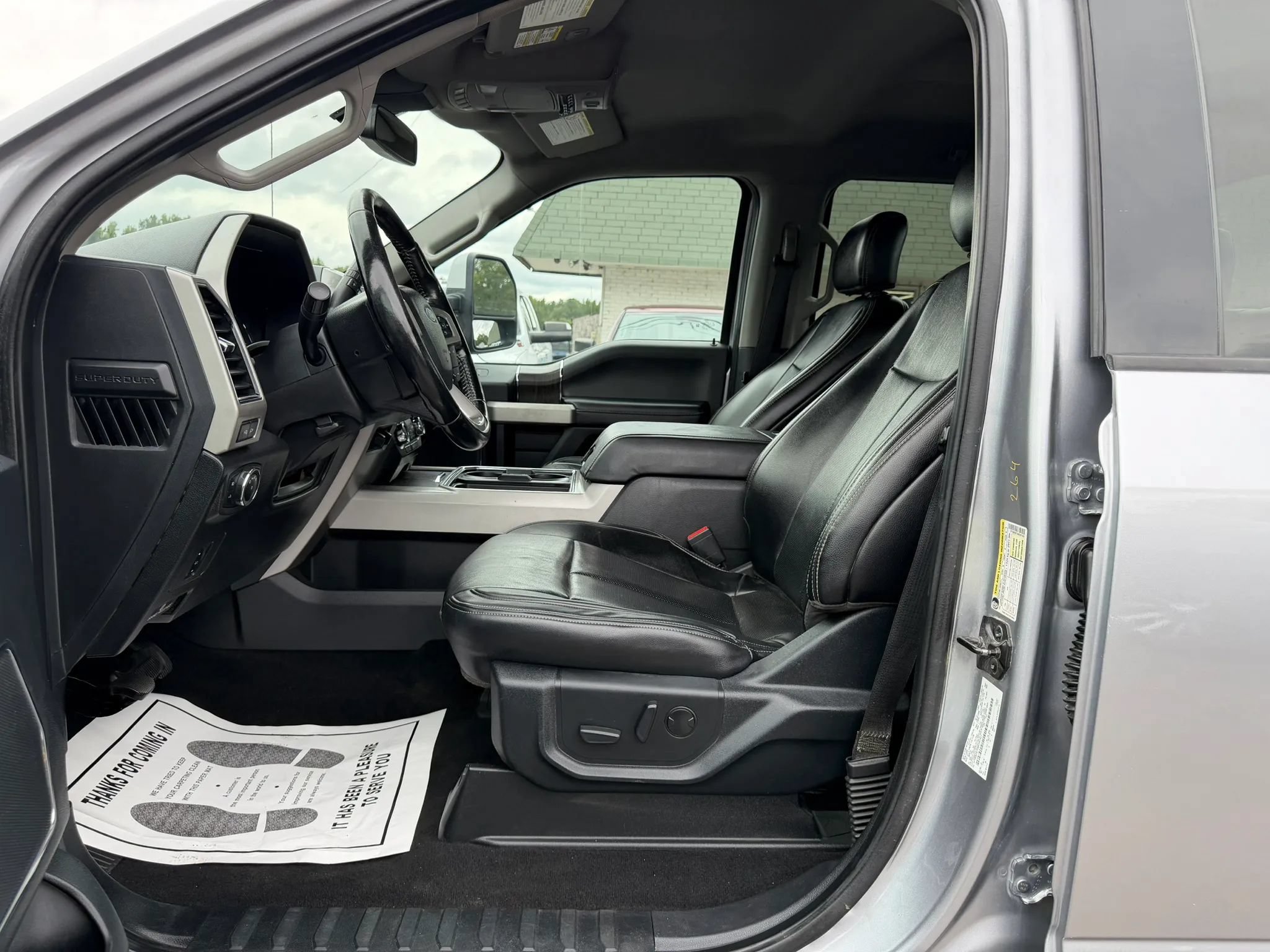 Used 2021 Ford F250 Lariat AWD/4WD image 16