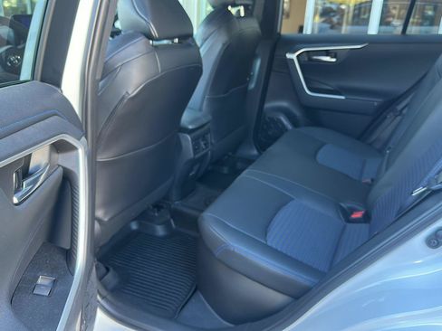 Used 2023 Toyota RAV4 XSE AWD/4WD image 11