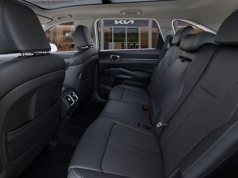 Certified 2025 Kia Sorento S w/ Panoramic Sunroof Package FWD image 18