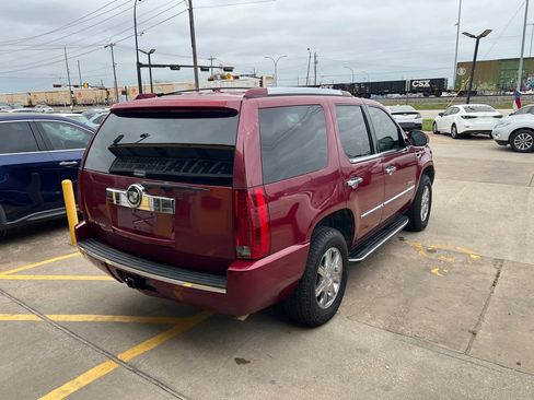Used 2007 Cadillac Escalade AWD w/ Information Package image 5