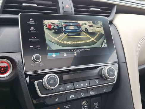 Used 2019 Honda Insight Touring image 15