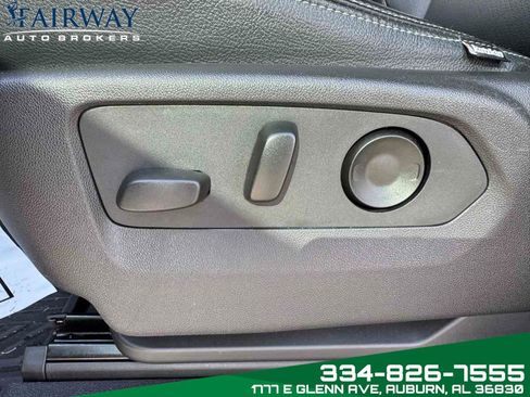 Used 2024 Chevrolet Silverado 1500 LT Trail Boss w/ Convenience Package II image 16