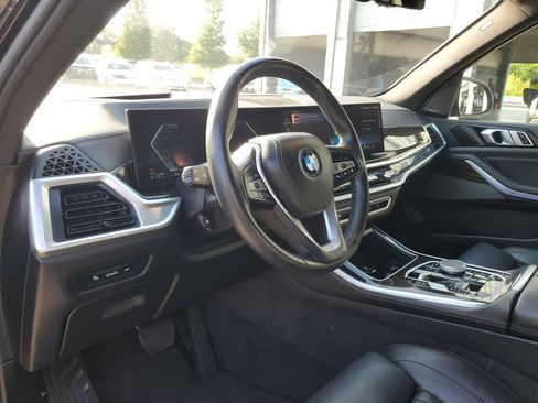 Used 2025 BMW X5 xDrive50e AWD/4WD image 19